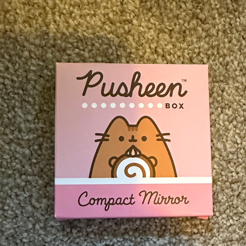 NIB Pusheen Pink and Brown Compact Mirror